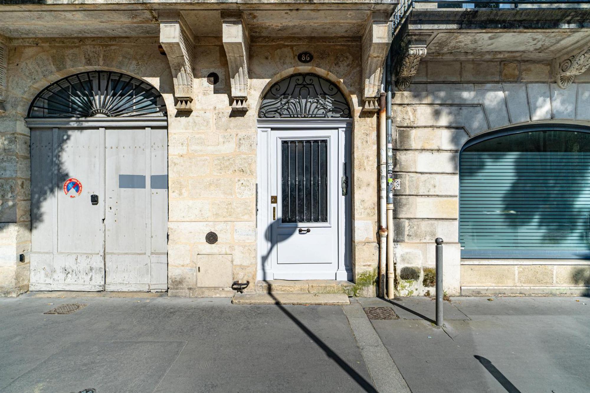 Appartement T3 De Prestige Proche Du Jardin Public De Bordeaux Exterior photo